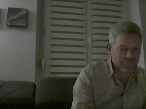 lorisaux online show from April 2026 09:24:01 PM