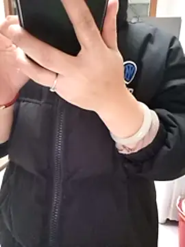 Snapshot of mimi2052 chatting on December 2025 11:58:01 PM mimi2052 online show from December 2025 11:58:01 PM