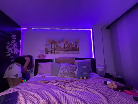 Snapshot of SweetMalory chatting on March 2026 06:42:01 AM SweetMalory online show from March 2026 06:42:01 AM