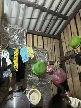 Snapshot of Thaoem chatting on December 2025 10:44:02 AM Thaoem online show from December 2025 10:44:02 AM