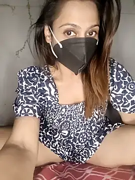 HONEY BEBS online show from February 2026 06:16:01 PM