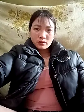 Maymayx2 online show from December 2025 01:05:01 PM