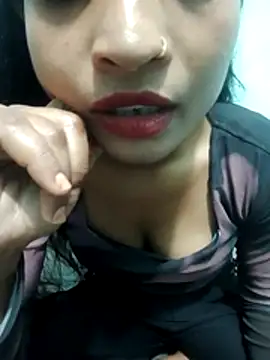 Zoyaa-Zubair online show from April 2026 07:05:02 PM