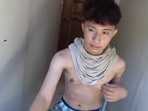 asiantwink0000 online show from January 2026 03:54:01 AM