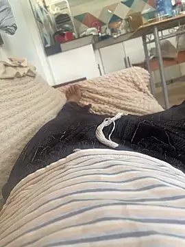 Snapshot of asiantwink0000 chatting on March 2026 01:42:02 AM asiantwink0000 online show from March 2026 01:42:02 AM