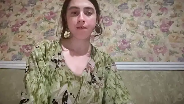 Aphr0ditee online show from July 2026 06:01:02 PM