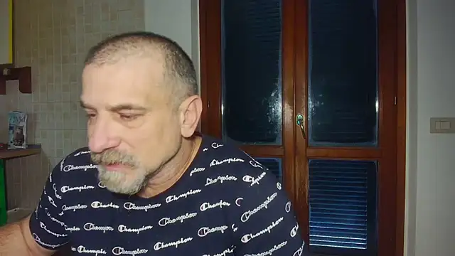 Snapshot of Mauro7788 chatting on December 2025 12:12:02 PM Mauro7788 online show from December 2025 12:12:02 PM