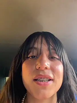 Mia fiire online show from February 2026 07:18:01 PM