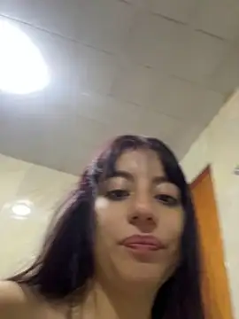 Mia fiire online show from May 2026 04:40:02 AM