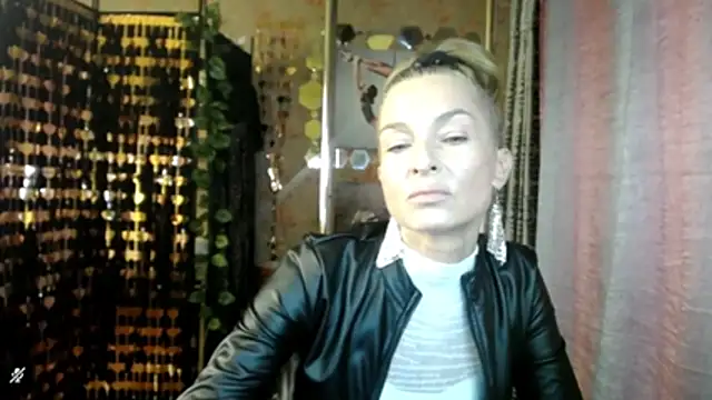 Soniakiss online show from July 2026 03:21:02 PM
