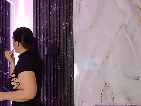 Snapshot of ChloeHolmes chatting on February 2026 10:21:02 AM ChloeHolmes online show from February 2026 10:21:02 AM