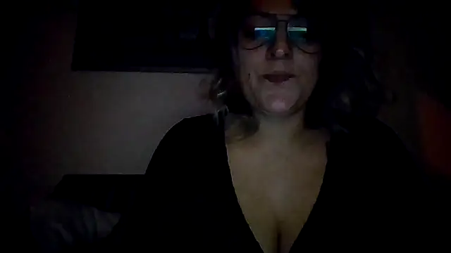 Danimiau online show from November 2025 10:45:01 PM