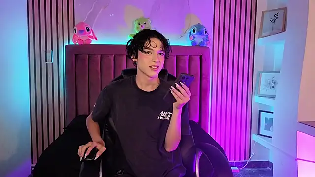 SthepanodiMonaco online show from March 2026 03:34:01 AM