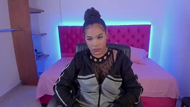 pamela monkey online show from December 2025 03:23:01 AM