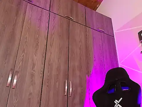 Doll Dollys  online show from December 2025 03:34:02 AM