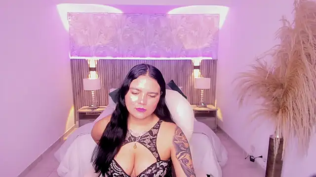 Allyson brown  online show from December 2025 11:48:01 AM