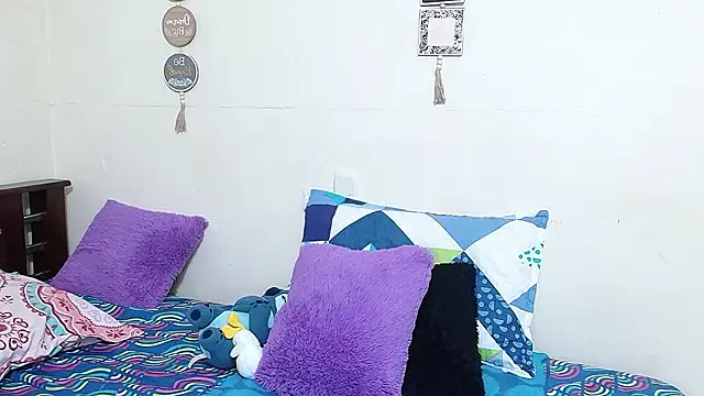 Snapshot of rose_towers4 chatting on January 2026 10:08:02 AM rose towers4 online show from January 2026 10:08:02 AM