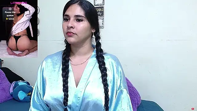 Snapshot of rose_towers4 chatting on February 2026 03:35:01 AM rose towers4 online show from February 2026 03:35:01 AM