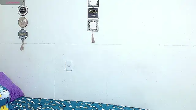 Snapshot of rose_towers4 chatting on February 2026 11:46:01 PM rose towers4 online show from February 2026 11:46:01 PM