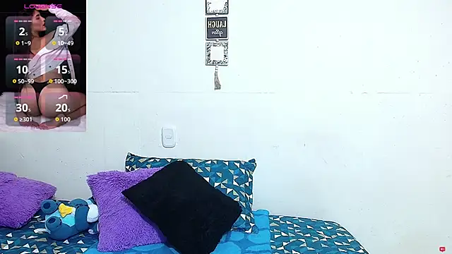 Snapshot of rose_towers4 chatting on February 2026 11:47:01 PM rose towers4 online show from February 2026 11:47:01 PM