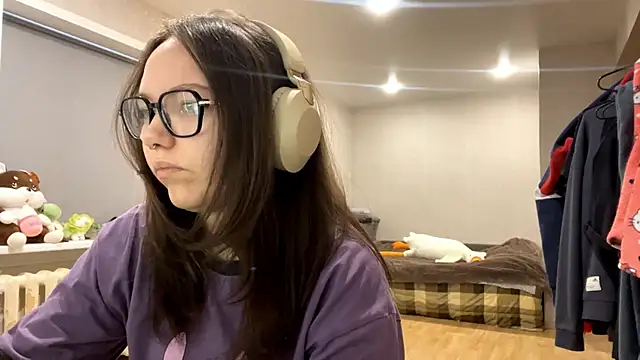 KerriMcbreen online show from December 2025 03:12:01 AM