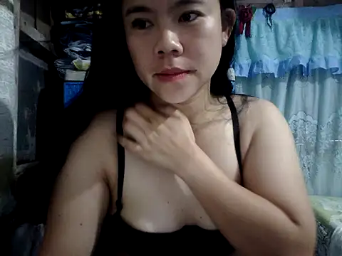 Snapshot of xxdreamgirl69 chatting on March 2026 10:44:01 PM xxdreamgirl69 online show from March 2026 10:44:01 PM