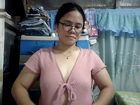 xxdreamgirl69 online show from May 2026 02:39:01 AM