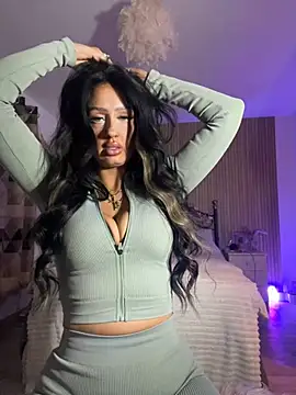 Snapshot of Lolaxox_ chatting on January 2026 06:10:01 PM Lolaxox online show from January 2026 06:10:01 PM