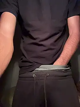 Davisuarez online show from April 2026 11:25:02 PM