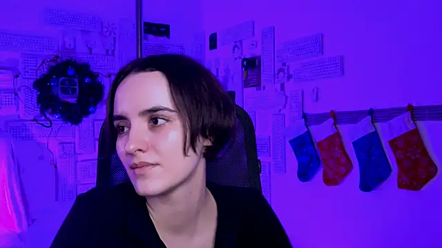 Snapshot of KateWillows chatting on December 2025 08:19:02 AM KateWillows online show from December 2025 08:19:02 AM