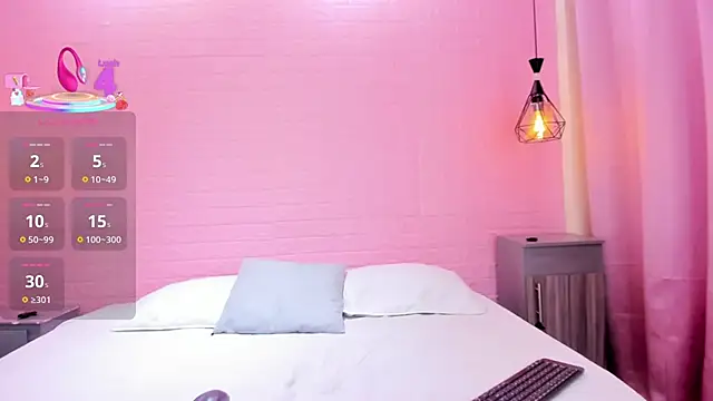 AlexandraMiller online show from December 2025 12:25:01 PM