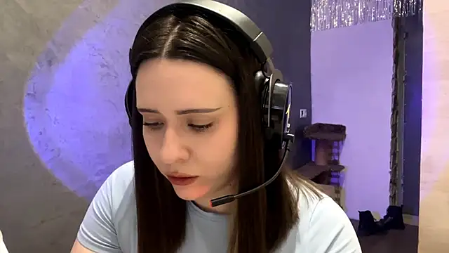 Snapshot of AngeliqueSulima chatting on December 2025 02:34:02 PM AngeliqueSulima online show from December 2025 02:34:02 PM