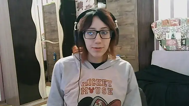 Snapshot of AmandaGimenez chatting on December 2025 10:13:01 AM AmandaGimenez online show from December 2025 10:13:01 AM