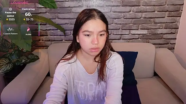 Snapshot of laurent_scott chatting on December 2025 11:48:02 AM laurent scott online show from December 2025 11:48:02 AM