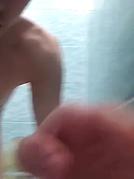 Snapshot of FreeRich chatting on December 2025 05:05:01 AM FreeRich online show from December 2025 05:05:01 AM