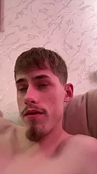 FreeRich online show from April 2026 03:18:01 AM