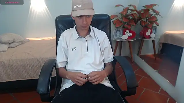 Snapshot of LucassSmith11 chatting on December 2025 11:41:02 AM LucassSmith11 online show from December 2025 11:41:02 AM