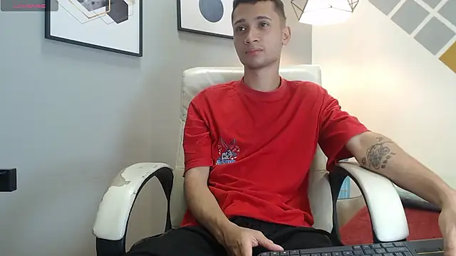 LucassSmith11 online show from February 2026 06:56:02 PM