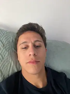 Snapshot of Emanueldickarg chatting on December 2025 09:09:02 PM Emanueldickarg online show from December 2025 09:09:02 PM