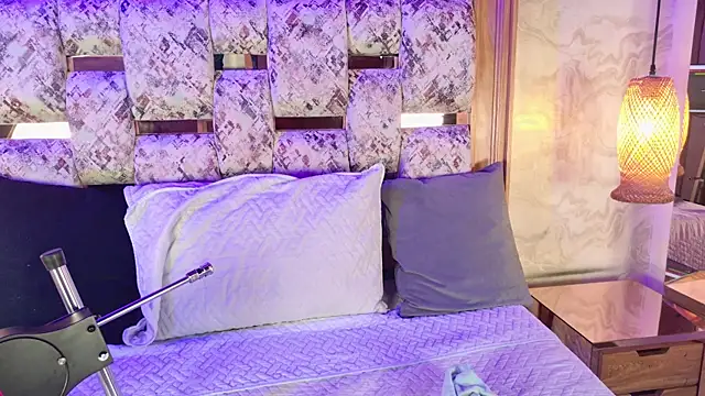 emily dempsey online show from January 2026 07:19:01 PM