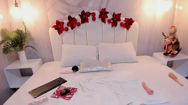 CHLOE BLOWJOB online show from December 2025 09:22:02 PM