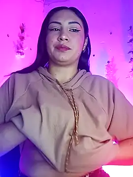 Emy cutee online show from January 2026 12:21:01 PM