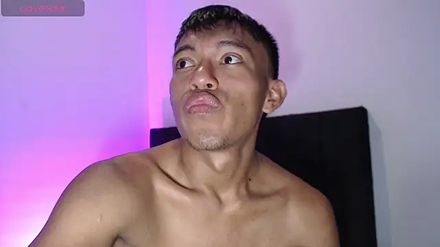 santinaughty online show from December 2025 05:46:02 AM