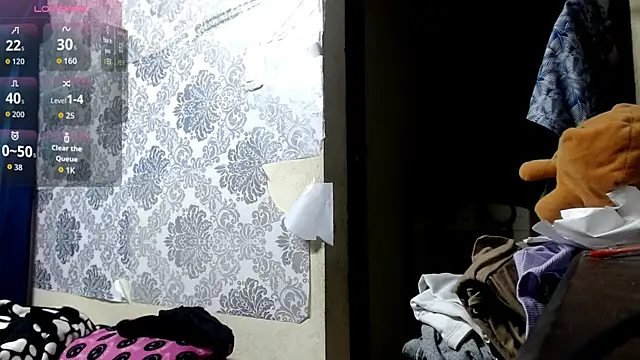 Snapshot of violetta01_candy chatting on November 2025 03:43:02 AM violetta01 candy online show from November 2025 03:43:02 AM