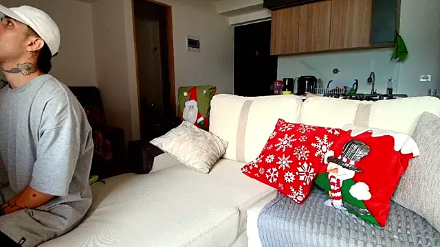 liorvante online show from December 2025 05:42:02 PM