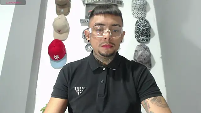 BASTIAN NICOLAS  online show from February 2026 03:58:01 AM