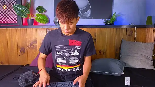 isaac grimm online show from March 2026 03:32:02 AM