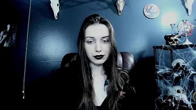 Snapshot of MistressNightmare chatting on December 2025 08:29:01 PM MistressNightmare online show from December 2025 08:29:01 PM