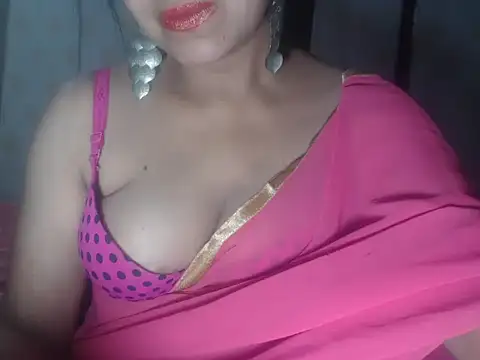 Hotronita123 online show from May 2026 05:20:01 PM