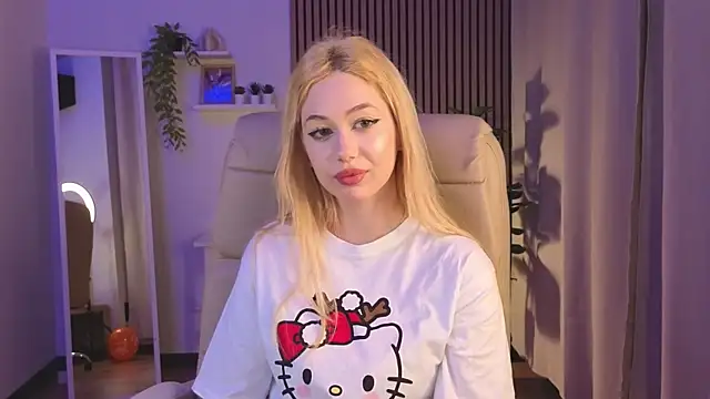 Snapshot of _K1sa_ chatting on November 2025 09:13:02 AM K1sa online show from November 2025 09:13:02 AM